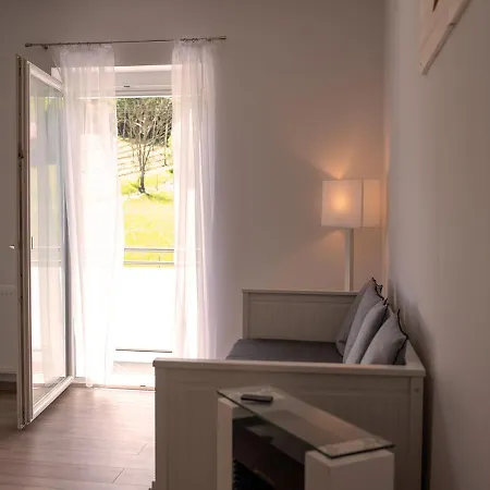 Claus Resch Appartements Leutschach Extérieur photo