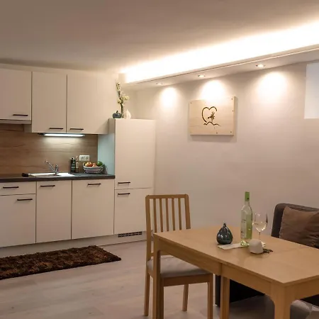 Claus Resch Appartements Leutschach Extérieur photo